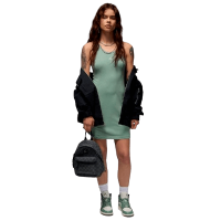 Жіночий одяг